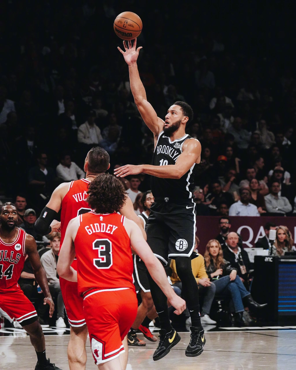 加时末段全明星赛传出新动向,尼斯状态回暖,管理层表态——球迷炸锅,球队文化再被提及的简单介绍-开云体育娱乐