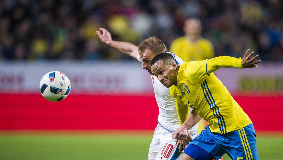 篮球行进间单手肩上投篮重难点-开云体育娱乐