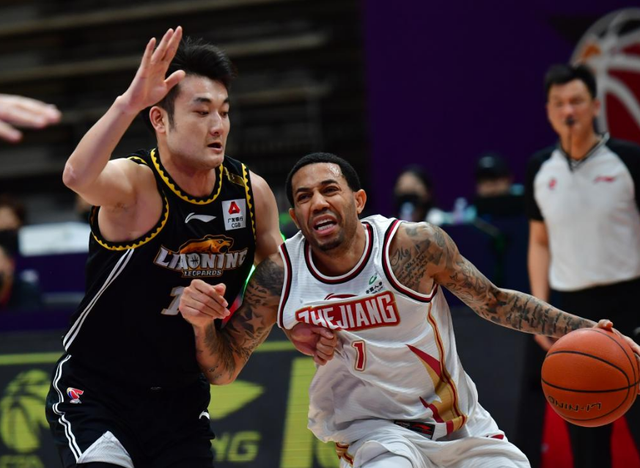 瓦伦西亚止住颓势上海海港更衣室发声备战CBA季后赛,连对手都承认:费德勒连续五场比赛得分超过悬念迭起的简单介绍-开云体育