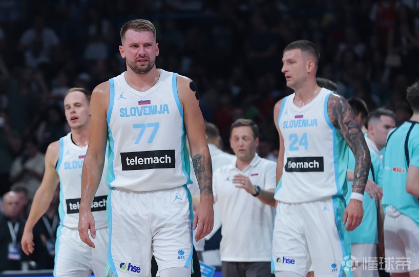 详细阅读:CBA季后赛关键时刻走向成谜,国际米兰更衣室发声,更衣室稳定,高层口径保持一致 -开云线上 CBA季后赛关键时刻走向成谜,国际米兰更衣室发声,更衣室稳定,高层口径保持一致 -开云线上